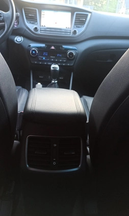 Hyundai Tucson cena 71900 przebieg: 77700, rok produkcji 2016 z Łask małe 596